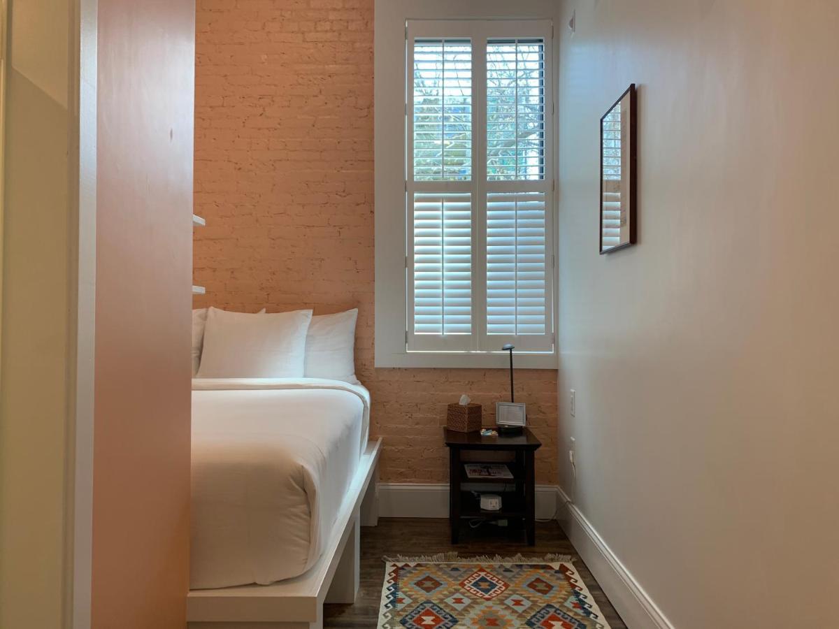 Hotel The Cabot 2*